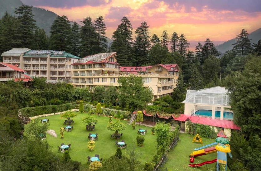 Snow Valley Resorts Old Manali